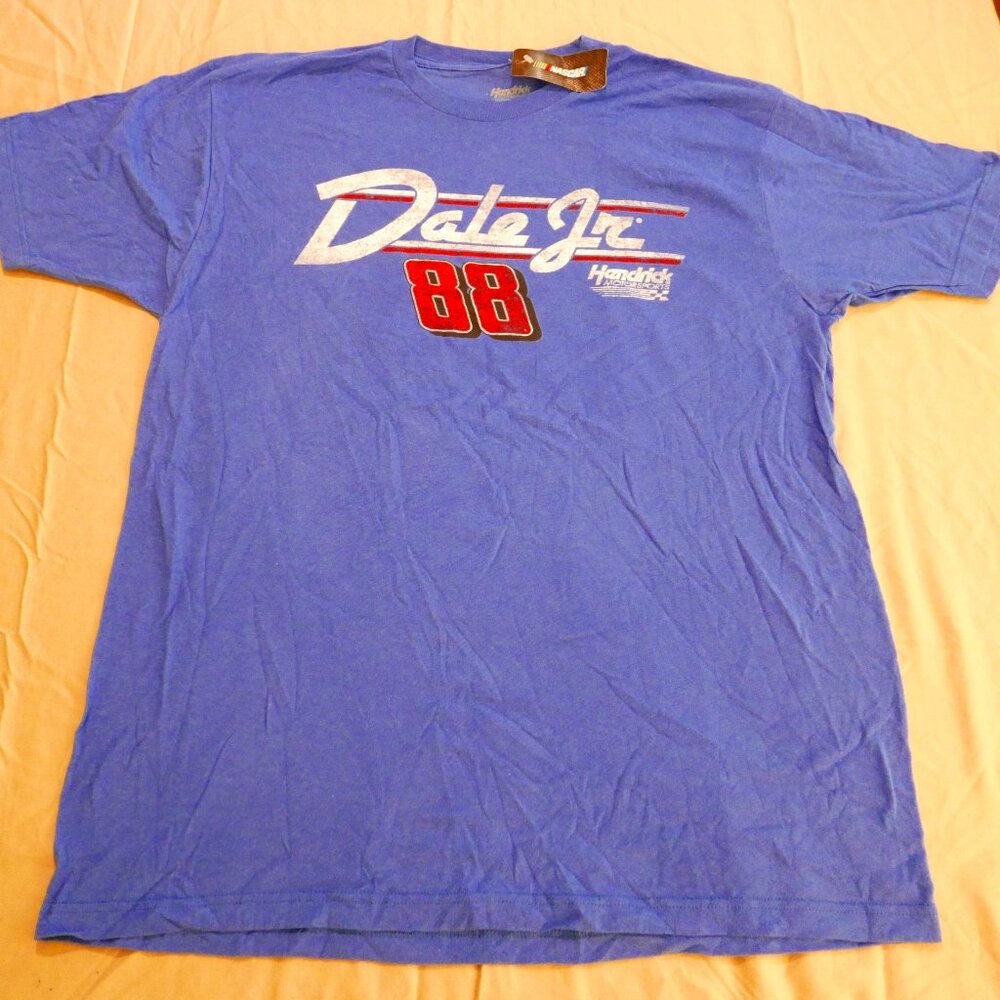 *NWT* 2015 Dale Earnhardt Jr, Valvoline Darlington Throwback X-Large T-Shirt